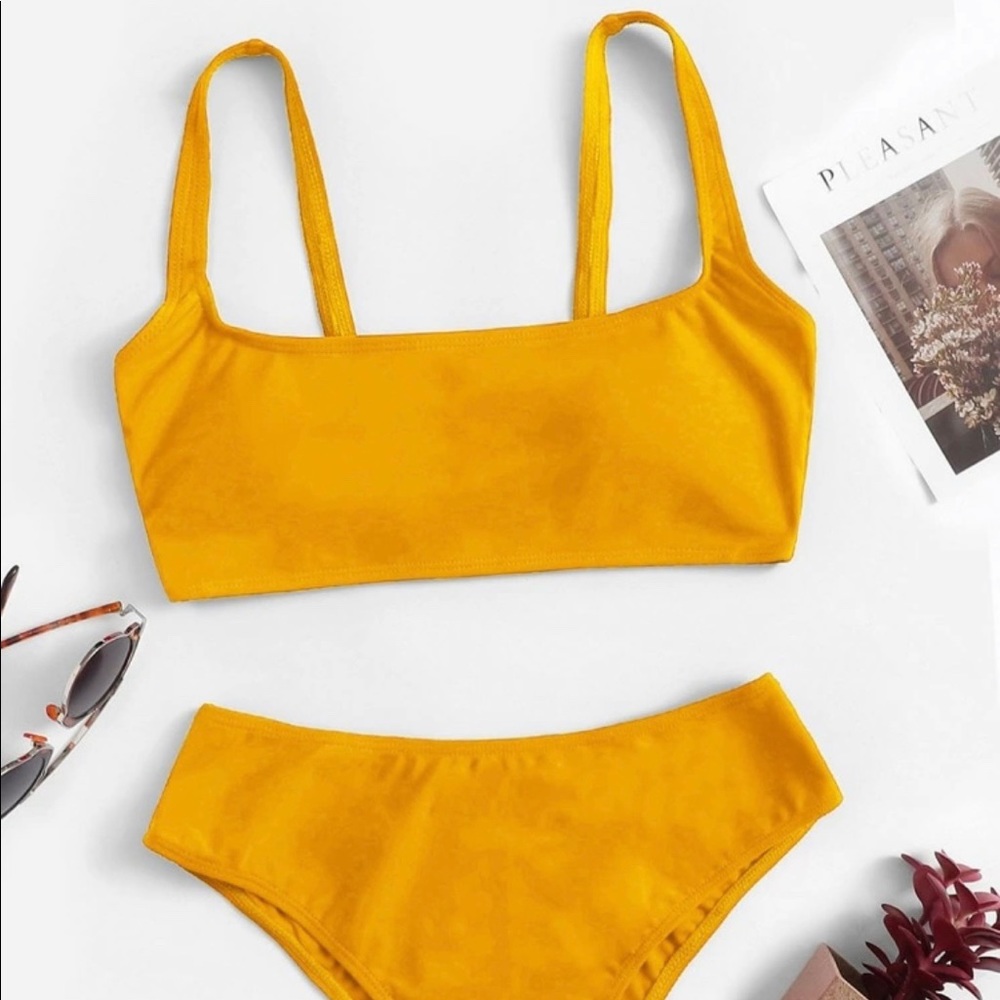 Scoop Neck Bikini Top & High Waisted Bottom Set